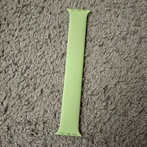 APPLE SOLO LOOP WATCH BAND — Size 8 — 40 MM — NORTHERN LIGHTS — LIKE NEW!